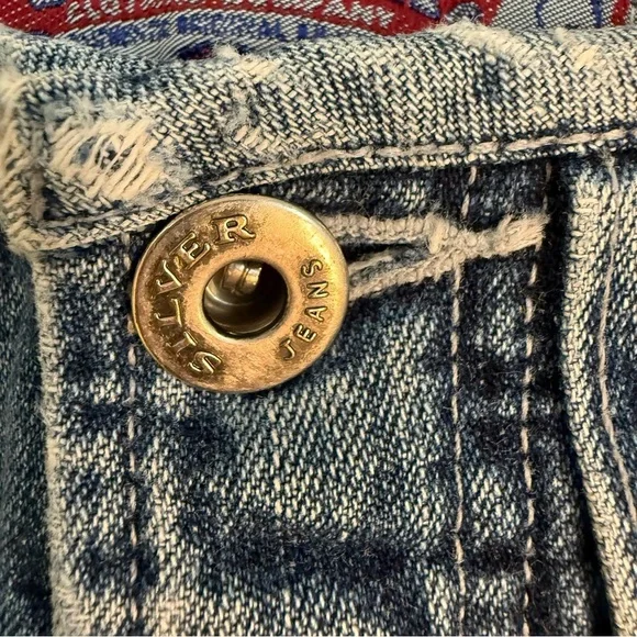 Silver Vintage woman’s flare jeans waist 25 length 31 prewashed - Picture 6 of 10